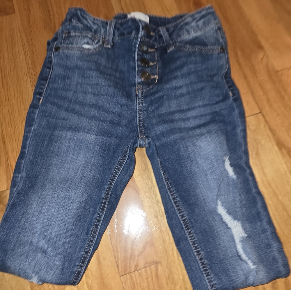 Girl's size 8 SO distressed jeans
